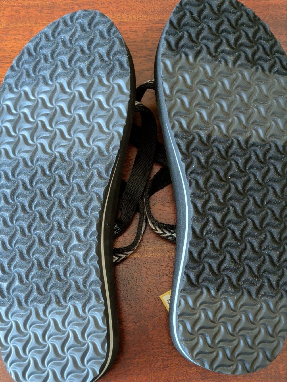 Teva Black with Gray Patterned Strap Sandals - Picture 2 of 3
